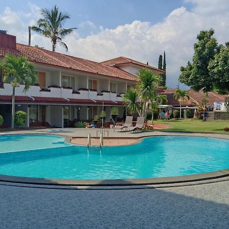 Hotel Metropole Batu  Luaran gambar