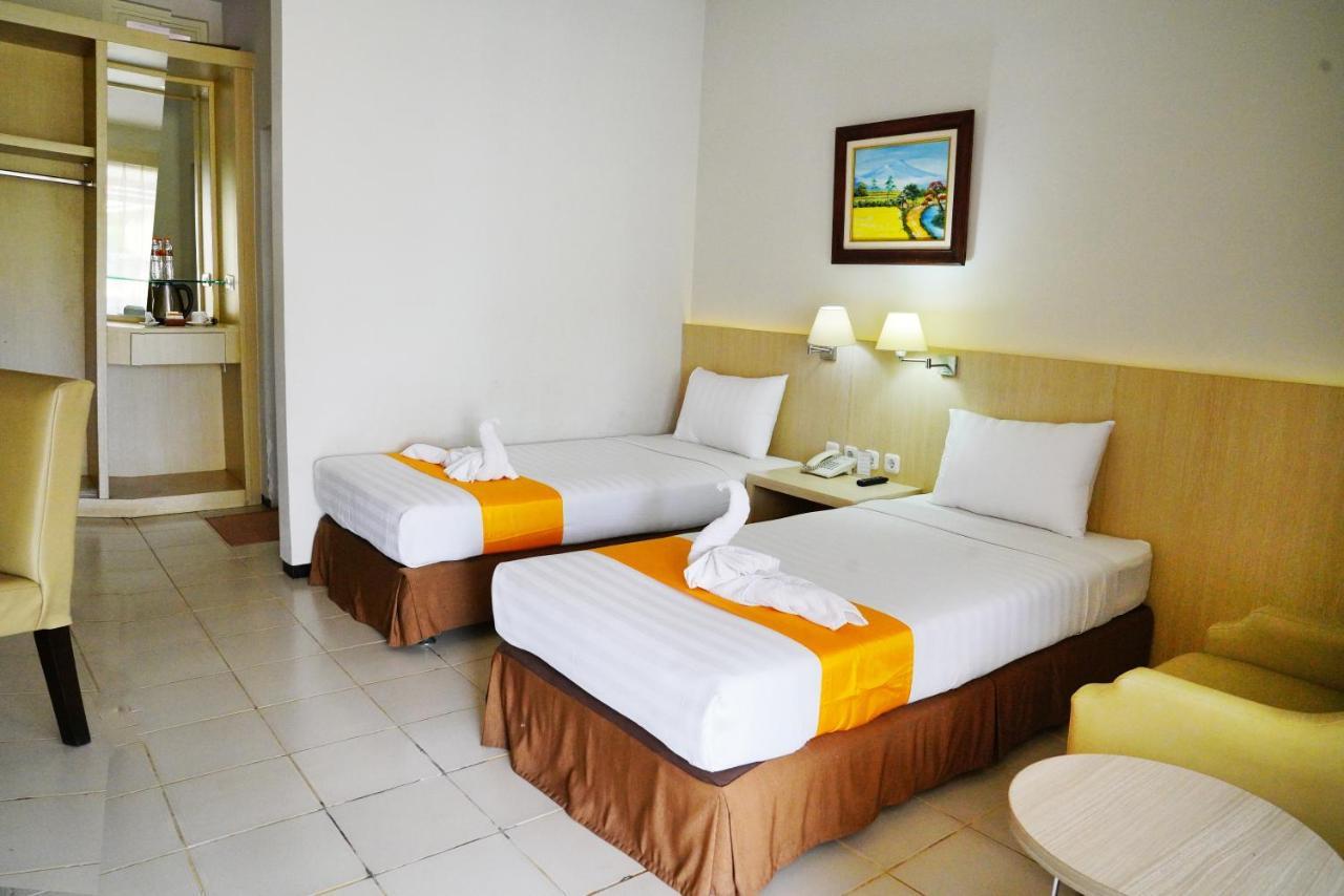 Hotel Metropole Batu  Luaran gambar