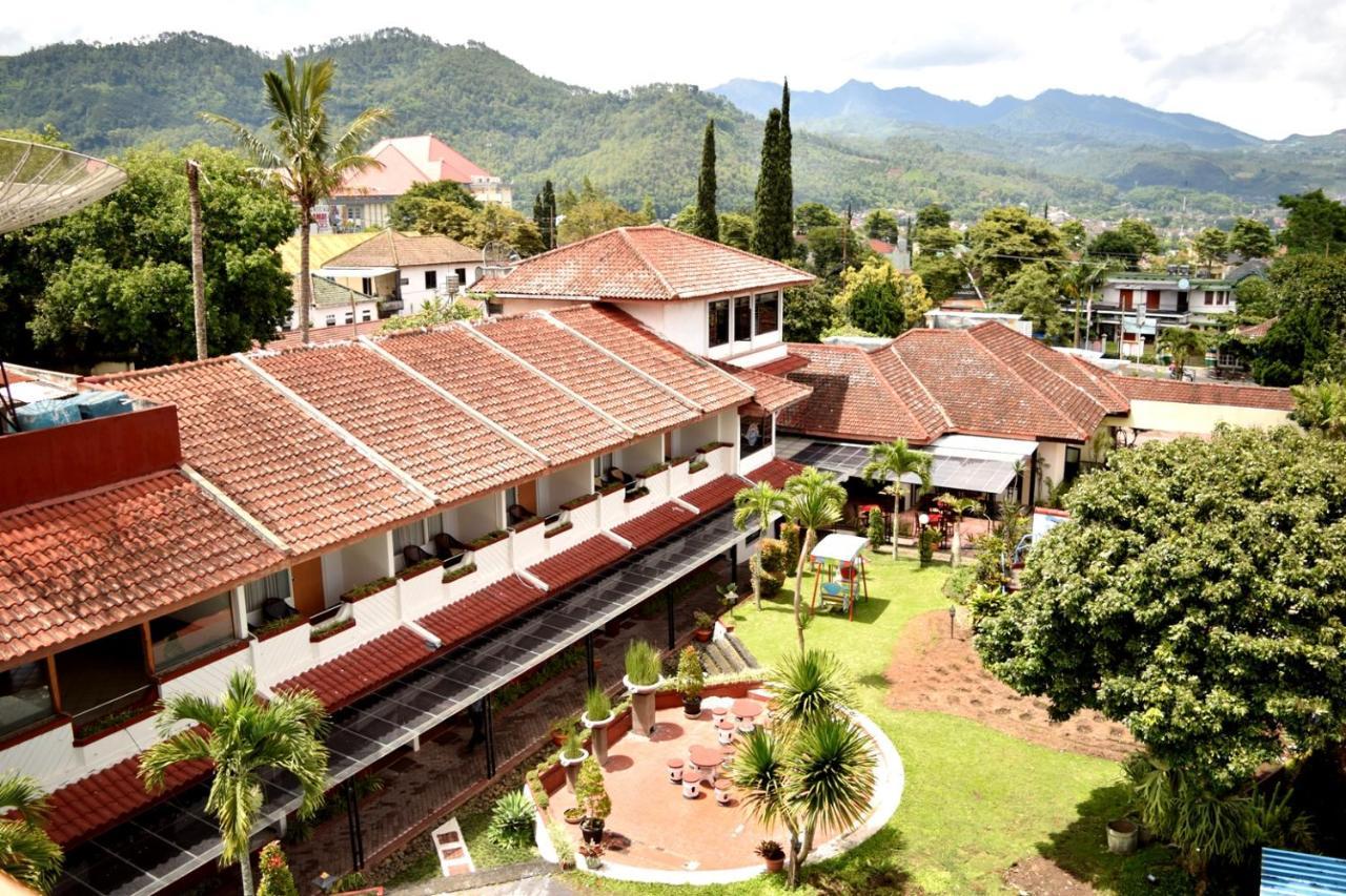 Hotel Metropole Batu  Luaran gambar